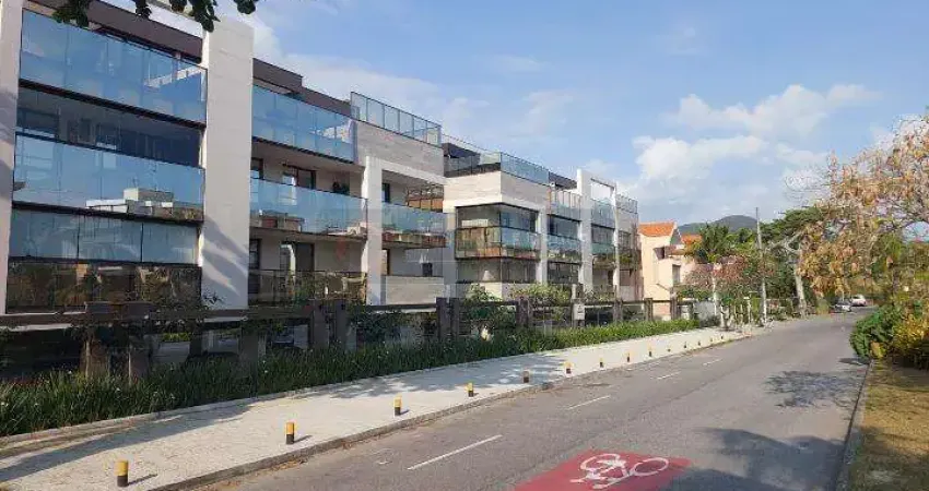 Cobertura com 4 quartos à venda na Av. Jayme Bittencourt, Camboinhas, Niterói