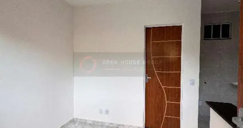 Kitnet alugo: apartamento de 1 quarto, sendo 1 suíte, sala com cozinha americana, área de serviço.