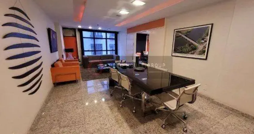 Open House vende sala de 342 m²
