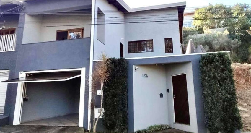 Casa para Venda em Bragança Paulista, Vila Gatto, 2 dormitórios, 1 suíte, 2 banheiros, 2 vagas