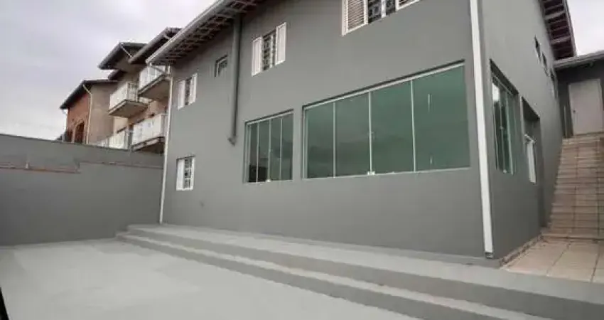 Casa para Venda em Bragança Paulista, Residencial Das Ilhas, 3 dormitórios, 1 suíte, 3 banheiros, 2 vagas