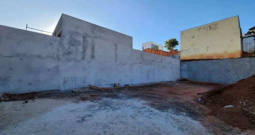 Terreno à venda, 250 m² por R$ 168.000,00 - Altos do Paraíso - Botucatu/SP