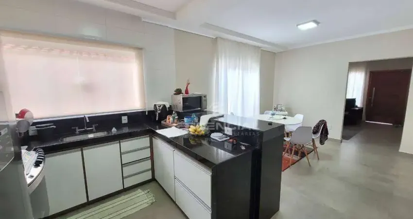 Casa com 3 dormitórios à venda, 110 m² por R$ 450.000,00 - Jardim Monte Mor - Botucatu/SP