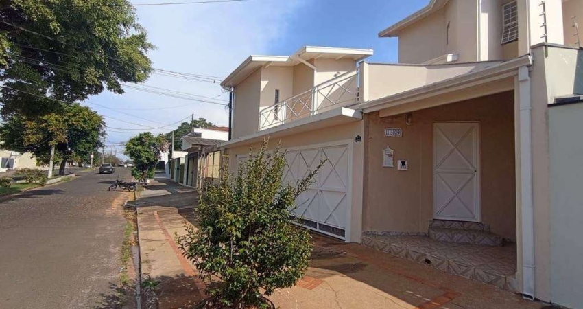 Casa com 3 dormitórios à venda, 270 m² por R$ 800.000,00 - Jardim Paraíso - Botucatu/SP
