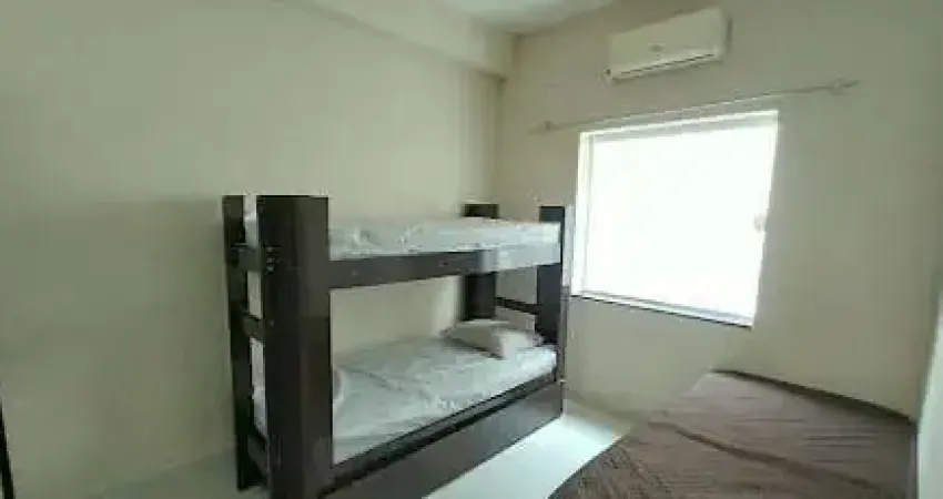 Casa com 3 quartos para alugar na Rua das Rosas, 80, Parque Turístico, Peruíbe