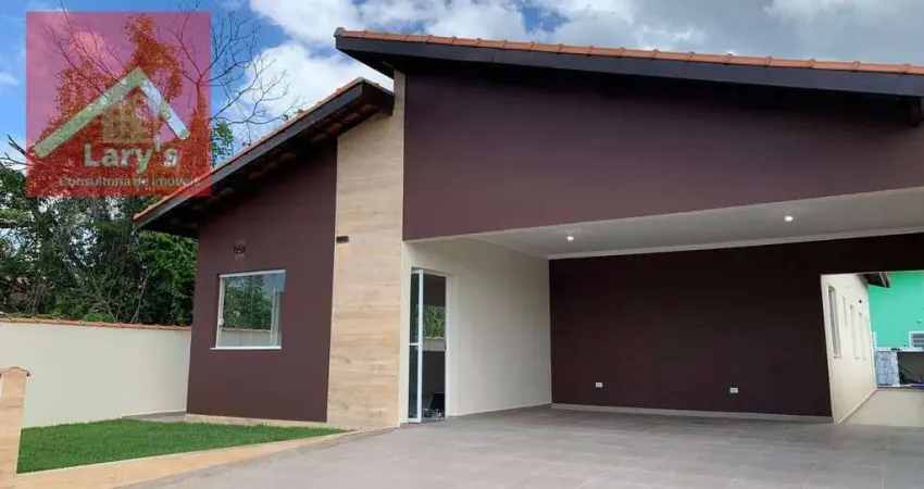 Casa em condomínio à venda, com 360 m² de terreno e 167 m² de área construída