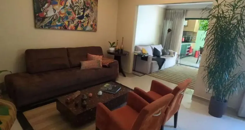 Casa em Condomínio para Venda em Santana de Parnaíba, Tamboré, 3 dormitórios, 1 suíte, 2 banheiros, 2 vagas