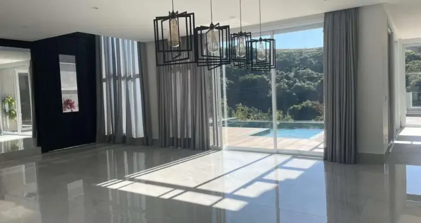Casa em Condomínio para Venda em Santana de Parnaíba, Tamboré, 5 suítes, 7 banheiros, 4 vagas