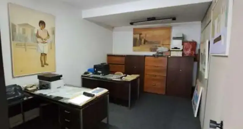 Sala Comercial para Venda em São Paulo, República, 3 banheiros
