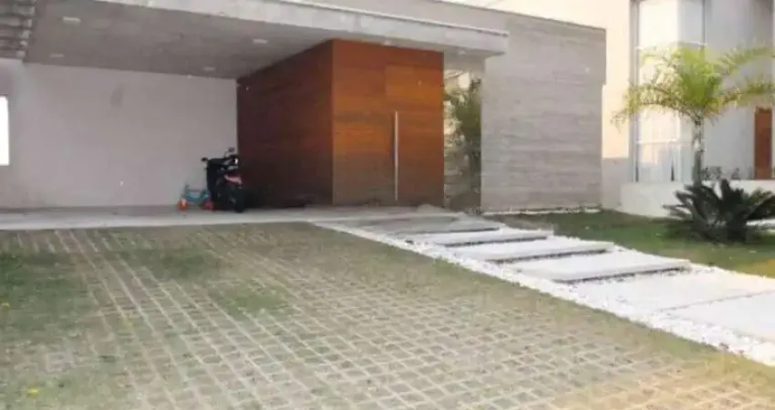 Casa em Condomínio para Venda em Santana de Parnaíba, Tamboré, 3 dormitórios, 2 suítes, 4 banheiros, 4 vagas