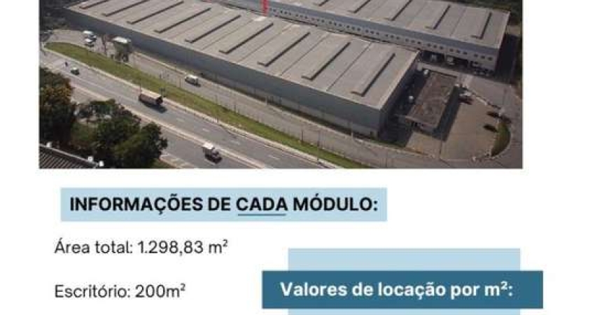 Galpão para Locação em Barueri, Jardim Itaquiti, 2 banheiros, 3 vagas