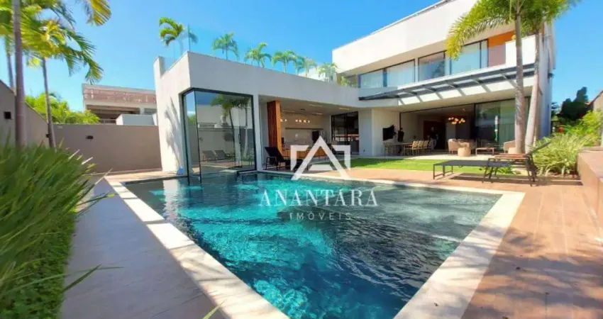 Casa no Alphaville com 5 suítes - Barra da Tijuca