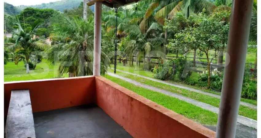 Sítio para Venda em Monteiro Lobato, RURAL, 3 dormitórios, 2 banheiros