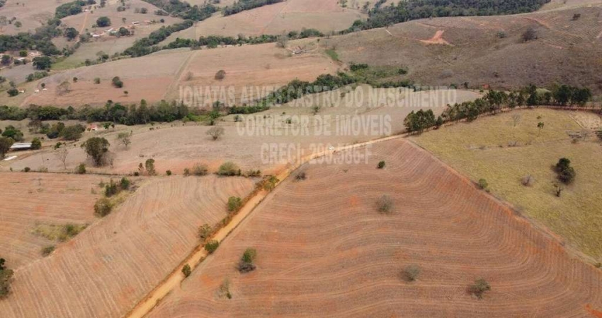 Terreno à venda na Zona Rural, Turvolândia 