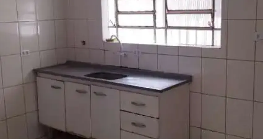 Casa com 3 quartos para alugar na Cavadas, 471, Vila São João, Guarulhos