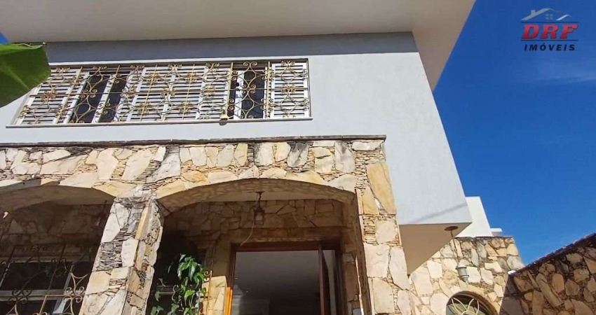 Casa com 3 quartos à venda na Rua Nossa Senhora de Lourdes, 447, Vila Galvão, Guarulhos