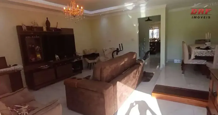Casa com 3 quartos à venda na Rua Nossa Senhora de Lourdes, 447, Vila Galvão, Guarulhos