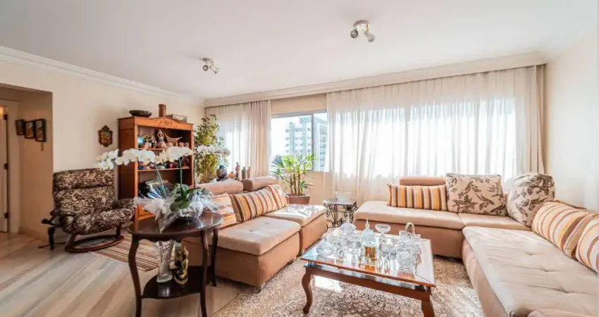 Vendo apto com 4 dorms e 1 vaga na chácara Santo Antônio