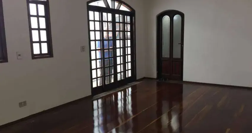 Casa a venda 2 Dorms 2 vagas condomínio Residencial JD-Alpino