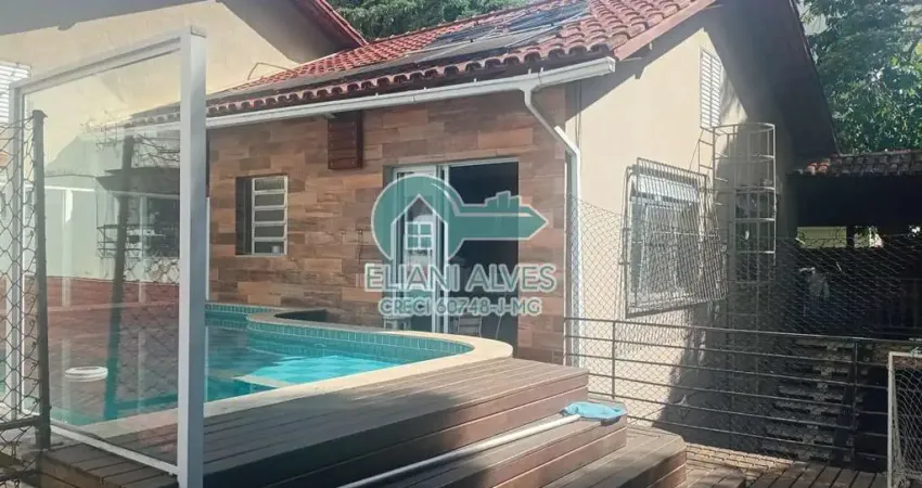 Casa com 9 quartos à venda no São Mateus, Juiz de Fora