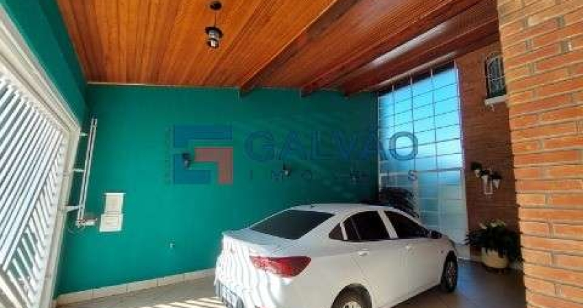 Casa com 3 quartos à venda na Vila Nova Esperia, Jundiaí 