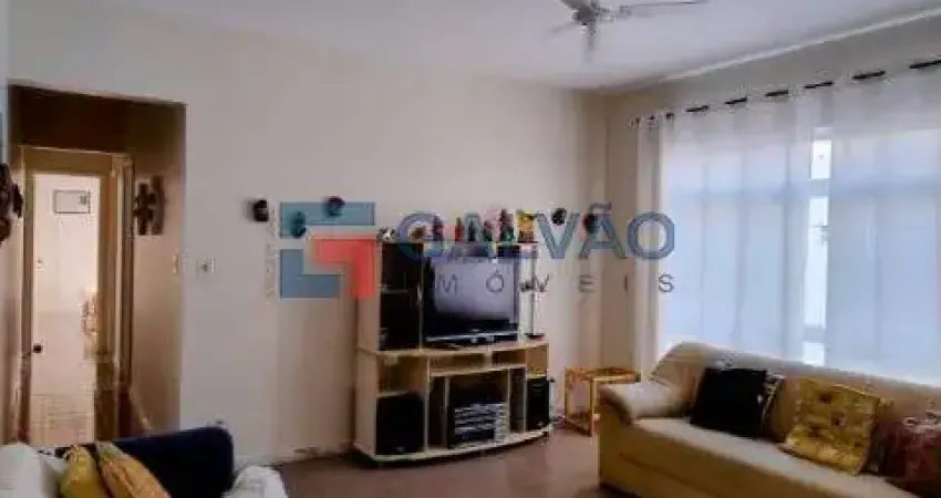 Apartamento à venda na praia da Enseada no Guarujá - SP