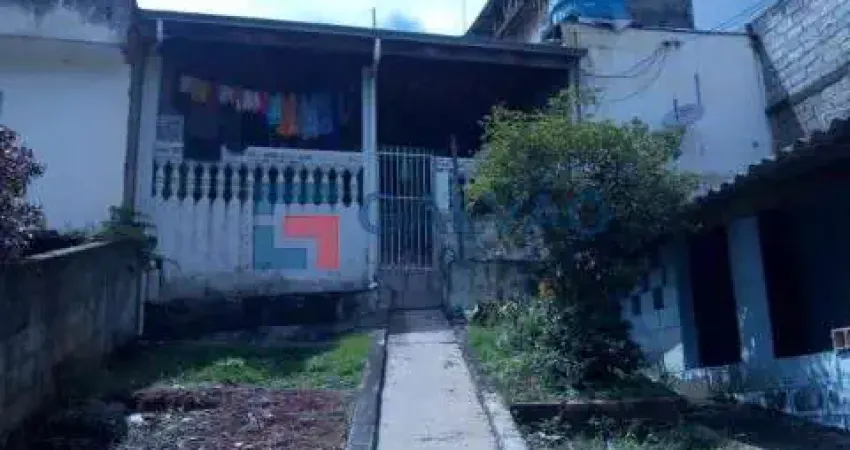 Casas e salão à venda no Jardim Bertioga em Várzea Paulista - SP