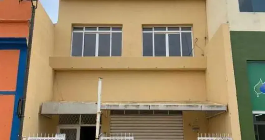 Salão Comercial para Locação em Atibaia, Centro, 2 banheiros, 1 vaga