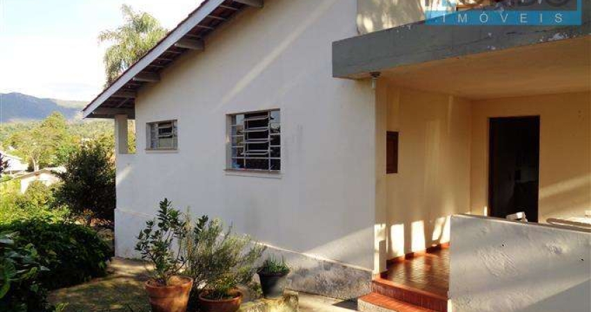 Casa para Venda em Atibaia, Vila Santista, 2 dormitórios, 1 banheiro, 2 vagas