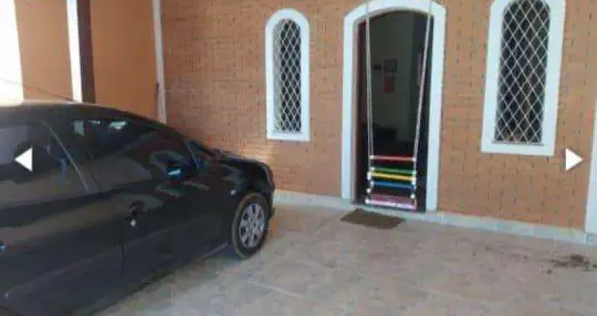 Casa para Venda em Atibaia, Loanda, 2 dormitórios, 1 suíte, 2 banheiros, 2 vagas