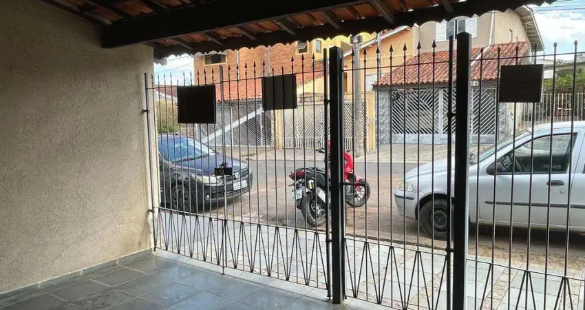 Casa para Venda em Atibaia, Alvinópolis, 2 dormitórios, 2 banheiros, 1 vaga