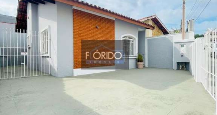 Casa para Venda em Atibaia, Alvinópolis, 2 dormitórios, 1 banheiro, 2 vagas