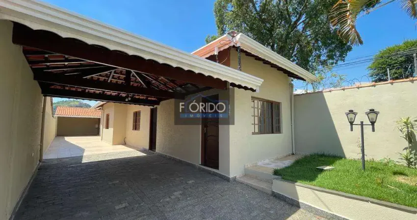 Casa para Venda em Atibaia, Jardim Santa Bárbara, 2 dormitórios, 1 suíte, 2 banheiros, 8 vagas