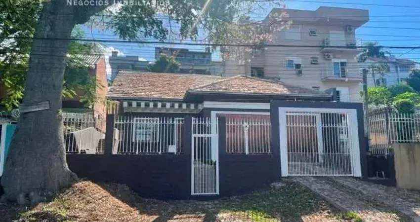 Casa com 2 quartos à venda na Rua Júlio Birck, 104, Vila Nova, Novo Hamburgo