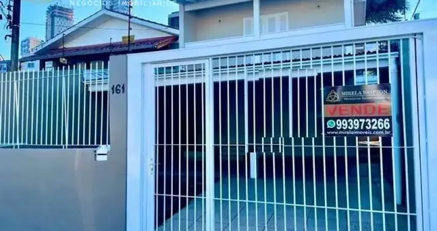 Casa com 2 quartos à venda na Rua Araruama, 16, Jardim Mauá, Novo Hamburgo