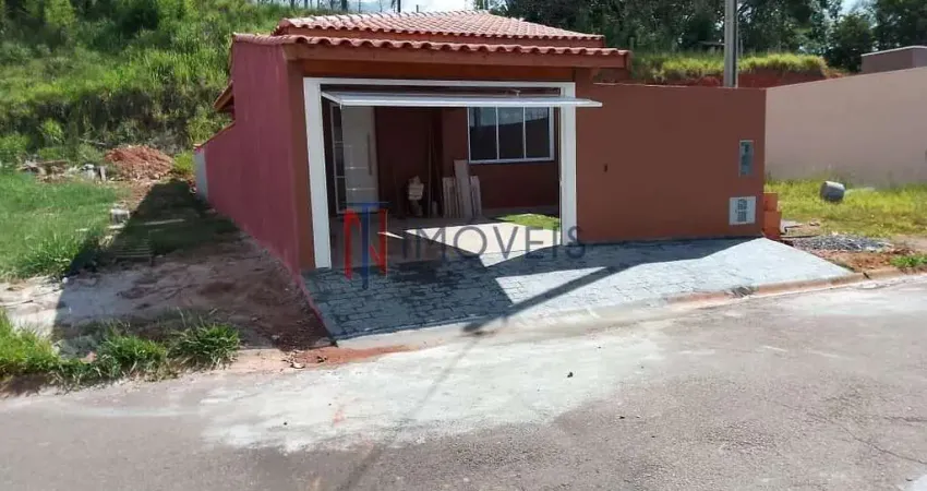 Casa com 3 dormitórios à venda por R$ 400.000,00 - Condomínio Novo Horizonte - Piracaia/SP