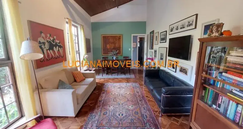 ÓTIMA CASA NA CITY LAPA DE 216 M² COM 3 DORM.