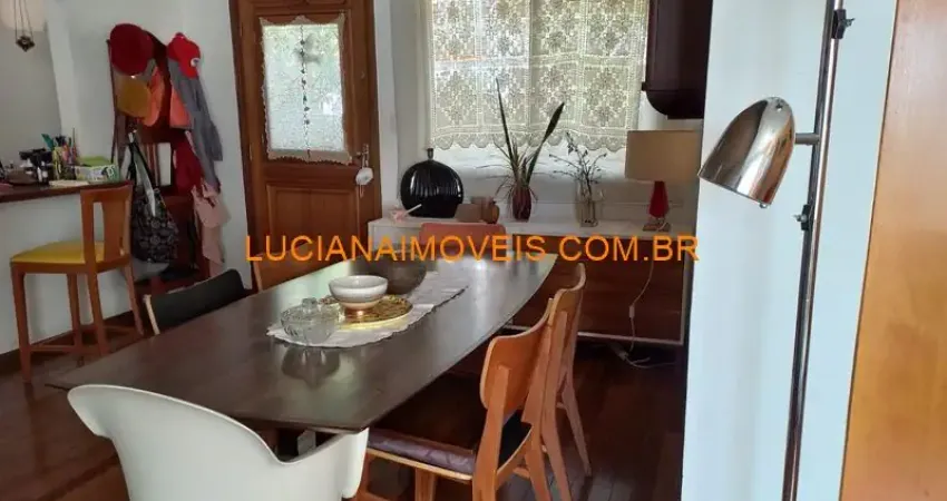 CASA ASSOBRADADA DE 260 M² NO ALTO DA LAPA'