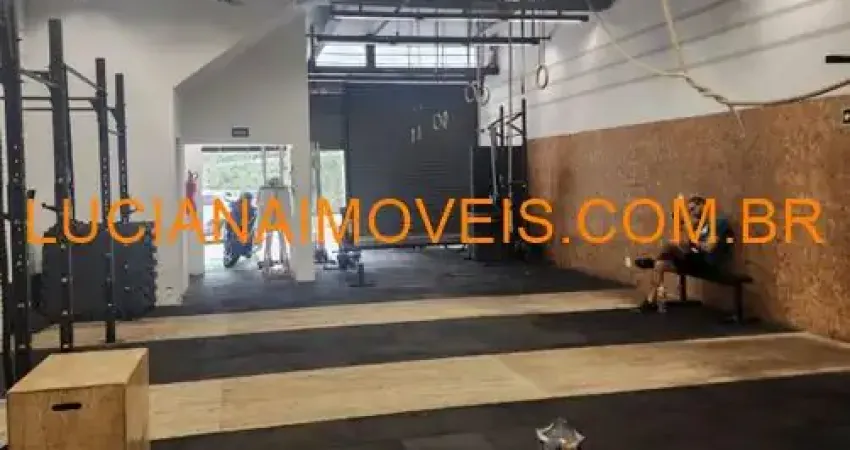 SALÃO COMERCIAL DE 200 M² EM PINHEIROS