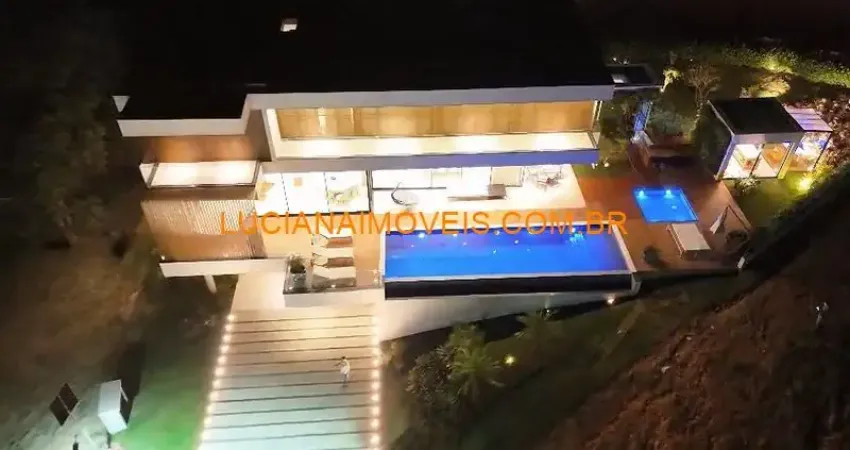 SOBRADO DE 700 M² DE CONDOMINIO EM SÃO ROQUE