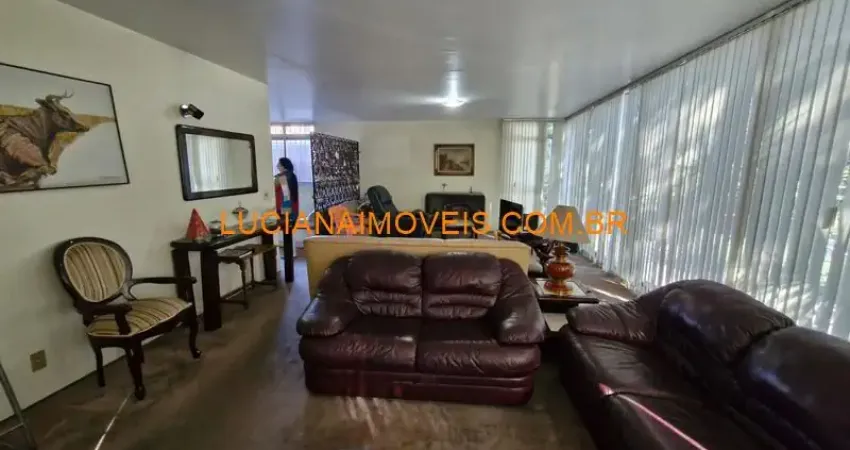 CASA DE 408 M² NO ALTO DE PINHEIROS