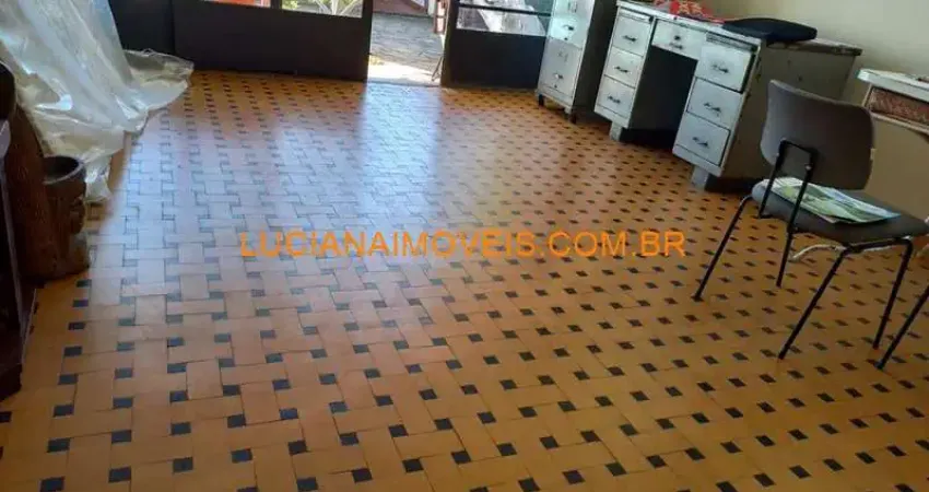 Sobrado para venda tem 320 metros quadrados com 3 quartos em Bela Aliança - São Paulo - SP