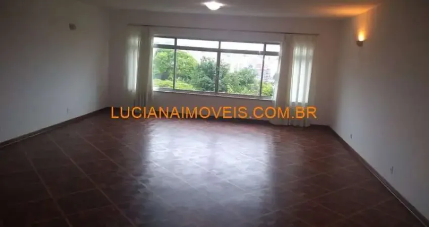Sobrado para venda possui 337 metros quadrados com 4 quartos em Vila Romana - São Paulo - SP