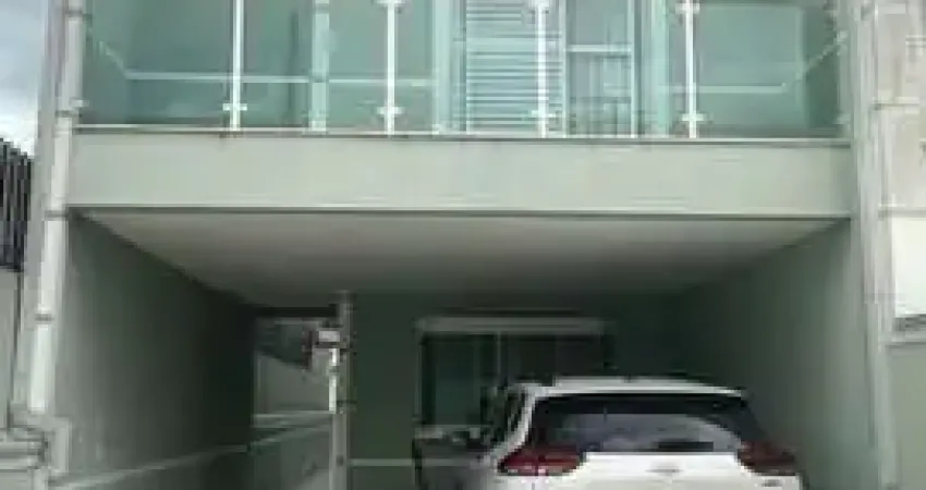 Sobrado Padrão para Venda