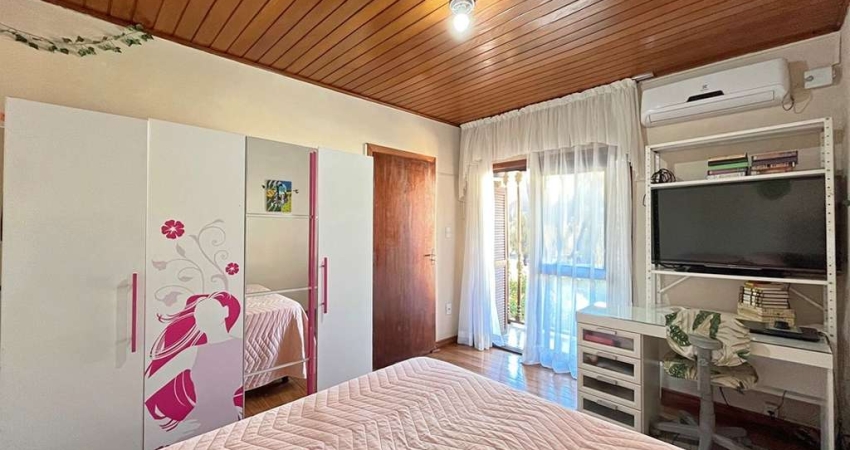 Casa com 4 quartos à venda na Rua Xavier da Cunha, 507, Cristal, Porto Alegre