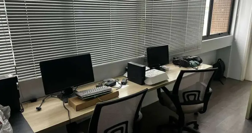 Sala comercial à venda na Rua Vieira de Morais, 420, Campo Belo, São Paulo