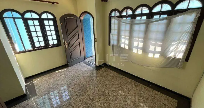 Sobrado com 3 dormitórios para alugar, 303 m² por R$ 5.367,79/mês - Campestre - Santo André/SP
