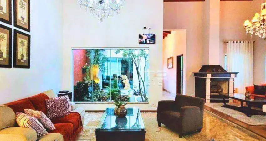 Sobrado com  à venda 4 quartos, 521 m² por R$ 2.000.000 - Santa Maria - Santo André/SP