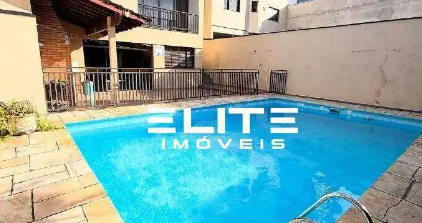 Sobrado com 454 m² de área privativa, 04 suítes, piscina e um lindo espaço gourmet, localização privilegiada, próximo ao Parque Central.