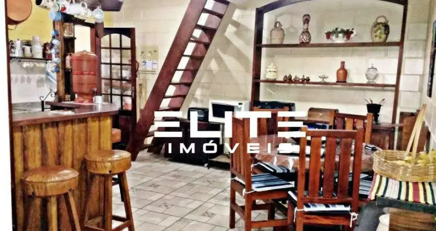 Sobrado com 4 dormitórios à venda, 270 m² por R$ 910.000,00 - Santo Antônio - São Caetano do Sul/SP